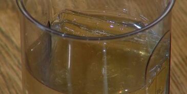 йогуртовый мусс с малиной и мятой