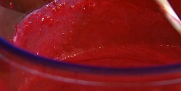 йогуртовый мусс с малиной и мятой