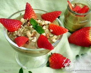 Мусс из авокадо и клубники