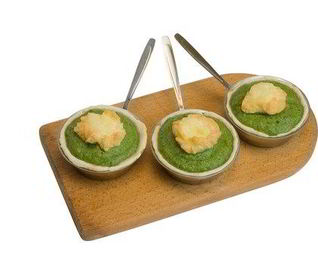 Мусс из шпината с кремом из пармезана