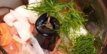 рыбный мусс с кремом из авокадо