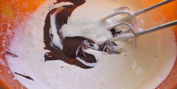 шоколадно-муссовый торт