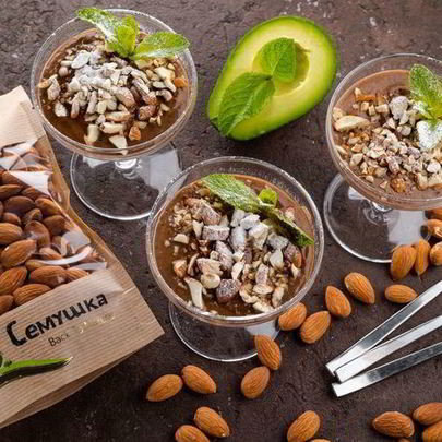 Шоколадный мусс из авокадо