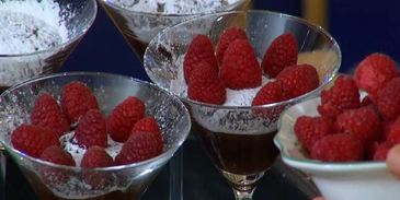 шоколадный мусс с малиной