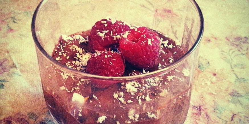 Рецепт шоколадного мусса с миндалем