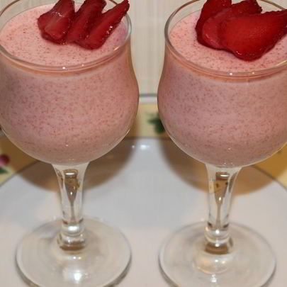 Воздушный клубничный мусс