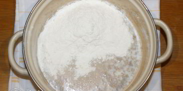 кулич на сметане