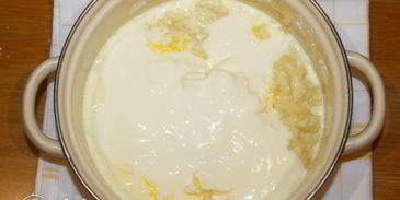 кулич на сметане