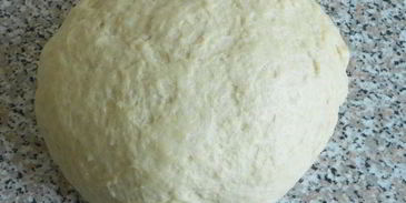 кулич плетеный