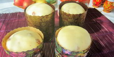 кулич с ромом и изюмом