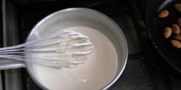 пасха из творога с изюмом