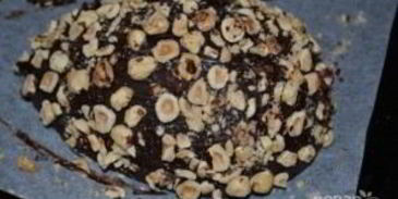 пасхальное шоколадное яйцо