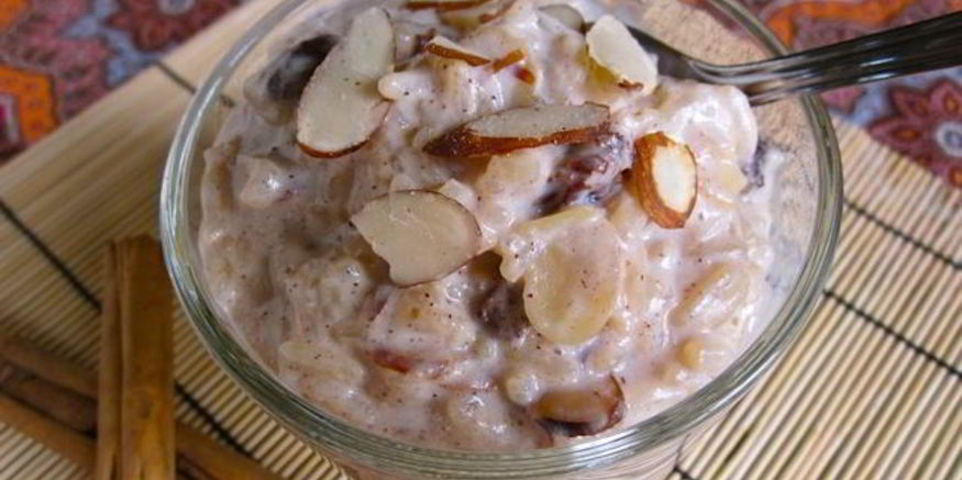 Рецепт рисового пудинга с изюмом и миндалем