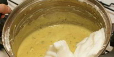 кабачковое суфле под грибным соусом