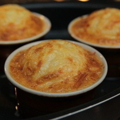 Крабовое суфле с чеддером и пармезаном