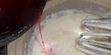 шоколадный кухэ с нежнейшим вишневым кремовым суфле