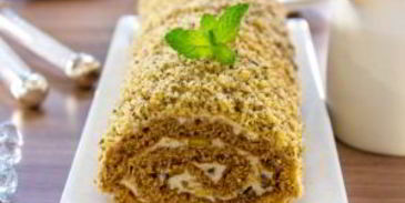 шоколадный рулет с банановым суфле и грецкими орехами