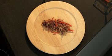 суфле из судака с овощным жюльеном