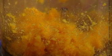 суфле из взбитых яиц с курагой