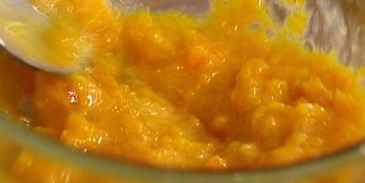 суфле из взбитых яиц с курагой