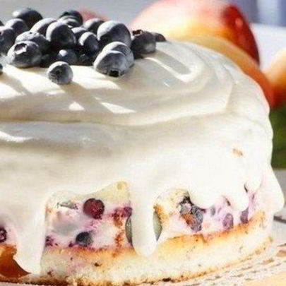 Торт-суфле творожный с ягодами