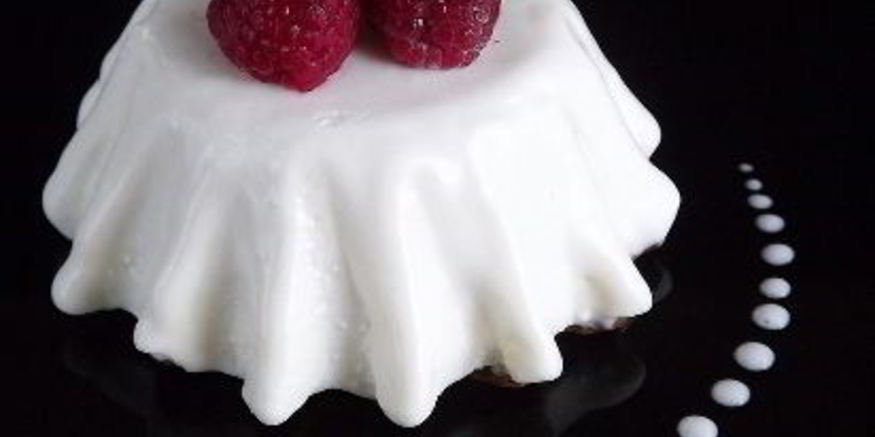 Рецепт творожного десерта с малиной