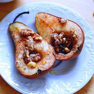 Рецепт Запеченных груш с орехами и медом