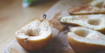 запеченные груши с орехами и медом