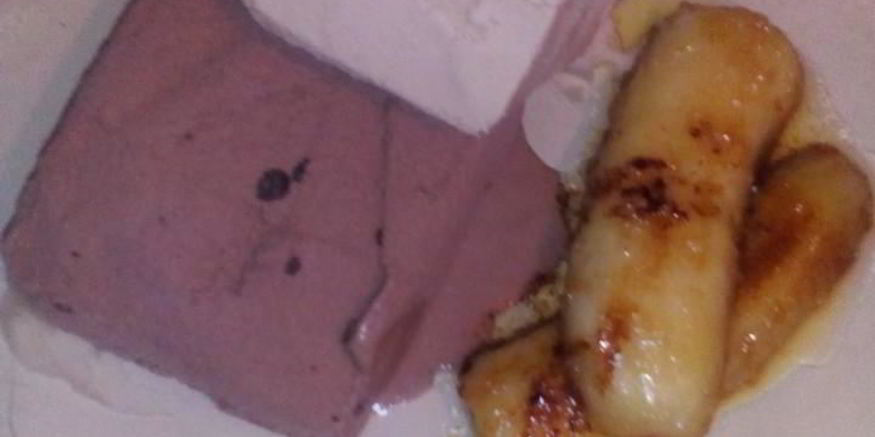 Рецепт жареных бананов с мороженым