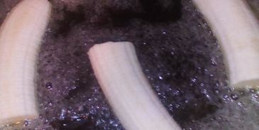 жареные бананы с мороженым