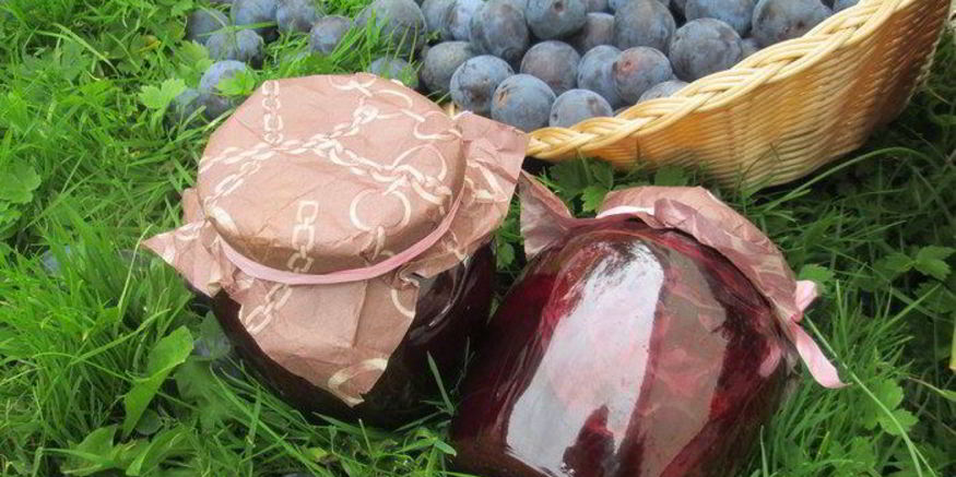 Рецепт желе из запеченных в вине слив