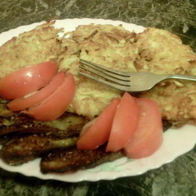 Картофельные драники с баклажанами