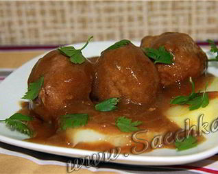 Фрикадельки под соусом