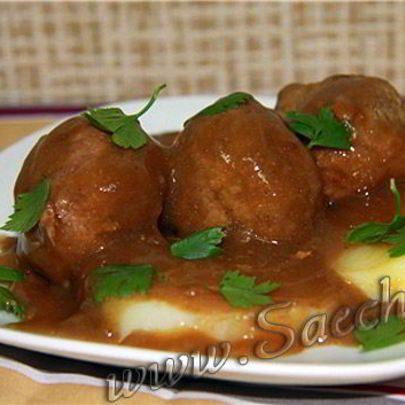 Фрикадельки под соусом