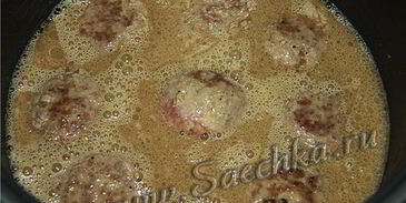 фрикадельки под соусом