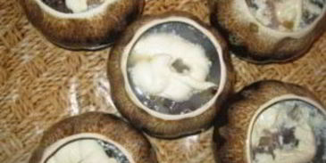 фрикадельки с картошкой в горшочках