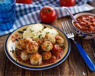 Фрикадельки с кисло-сладким соусом впрок