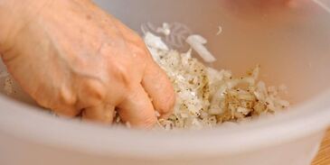 фрикадельки с подливкой