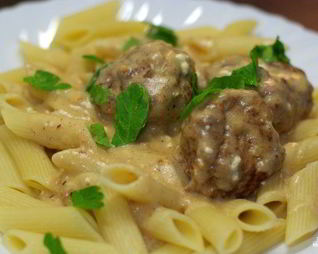 Фрикадельки с подливой