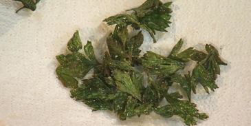 фрикадельки в брусничном соусе