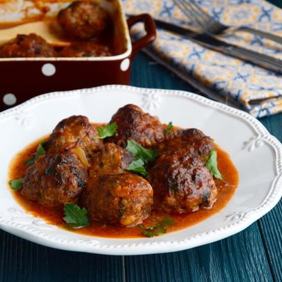 Фрикадельки в духовке с подливкой