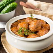 Рецепт Фрикаделек в пикантном томатном соусе