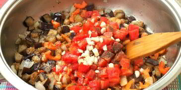 фрикадельки в соусе из баклажанов