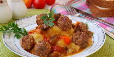 фрикадельки в соусе из баклажанов