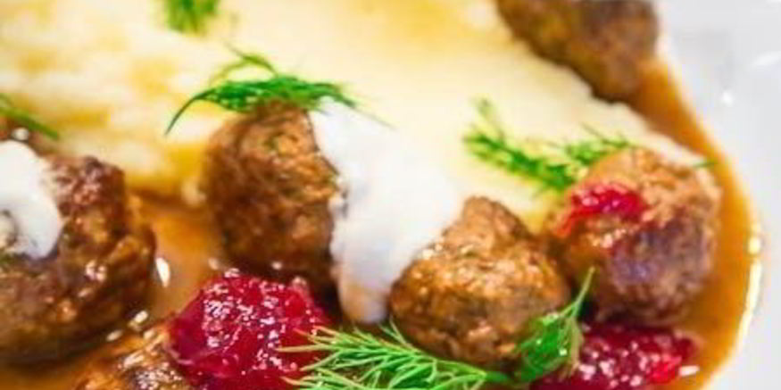 Рецепт шведских фрикаделек с брусничным джемом