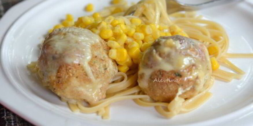 Рецепт сырных куриных фрикаделек