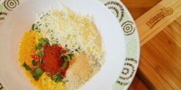 деревенский картофель под сырным соусом