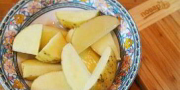 деревенский картофель под сырным соусом