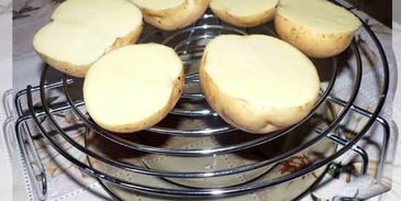 картофель печеный в микроволновке