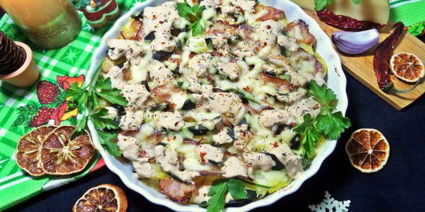 Рецепт картофеля с беконом, авокадо и сыром